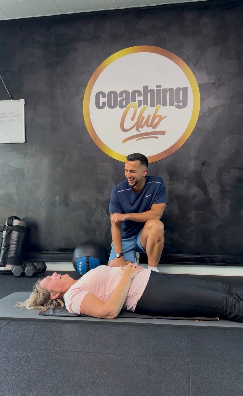 Robin accompagnant une cliente lors d’une séance individuelle au Coaching Club